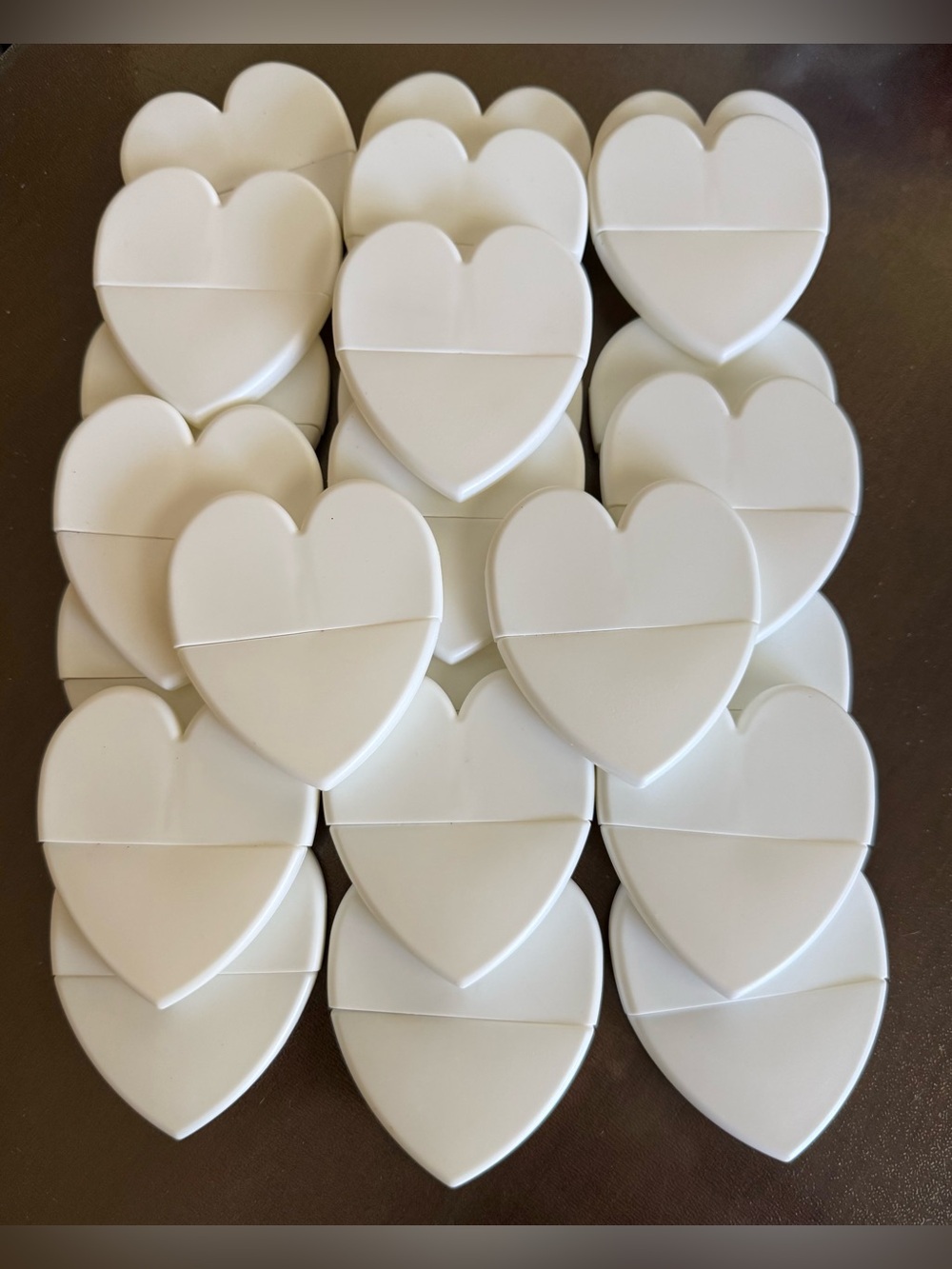 24 White Hearts for crafting- turn-able ❤️